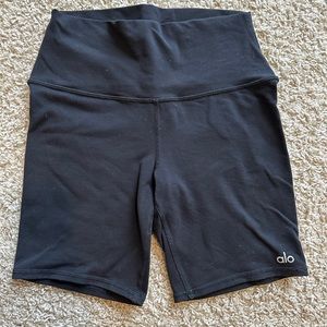 Alo biker shorts